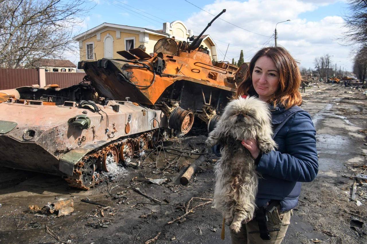 Врятувати своїх: як українці вивозять тварин із «гарячих точок»